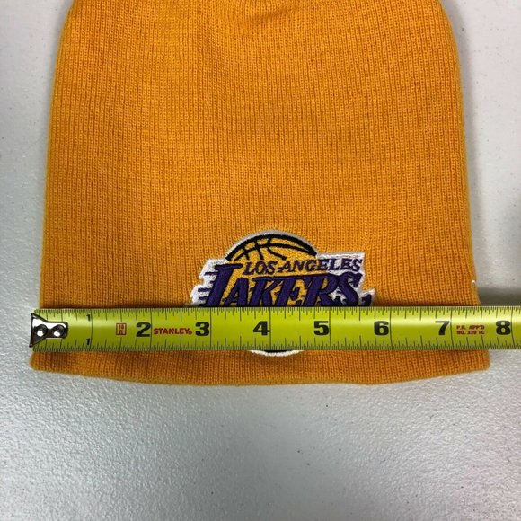 Vintage New Era Los Angeles Lakers Logo Embroidered NBA Beanie Knit Hat LA Cap - Picture 9 of 11